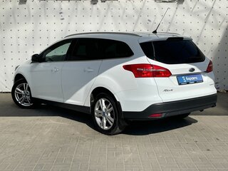 2015 Ford Focus III Рестайлинг, белый, 995000 рублей, вид 5