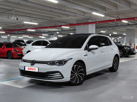 Volkswagen Golf VIII