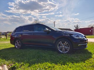 2019 Volkswagen Golf VII Рестайлинг, чёрный, 1850000 рублей, вид 2