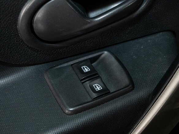 2018 Renault Sandero II, бежевый, 675000 рублей - вид 13