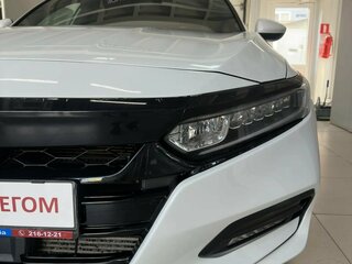 2018 Honda Accord X, белый, 1870000 рублей, вид 4