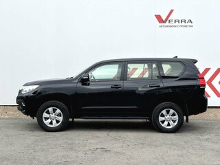 2021 Toyota Land Cruiser Prado 150 Series Рестайлинг 3, чёрный, 5650000 рублей, вид 2