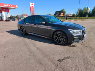 2018 BMW 7 серии 730d xDrive VI (G11/G12), серый, 3900000 рублей, вид 2
