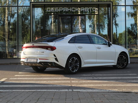 2020 Kia K5 III, белый, 2595000 рублей, вид 3
