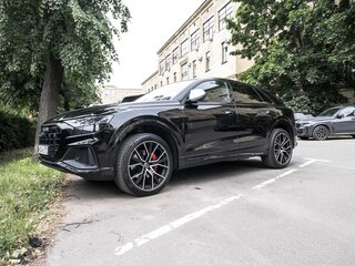 2019 Audi Q8 50 TDI I (4M), чёрный, 6900000 рублей, вид 5