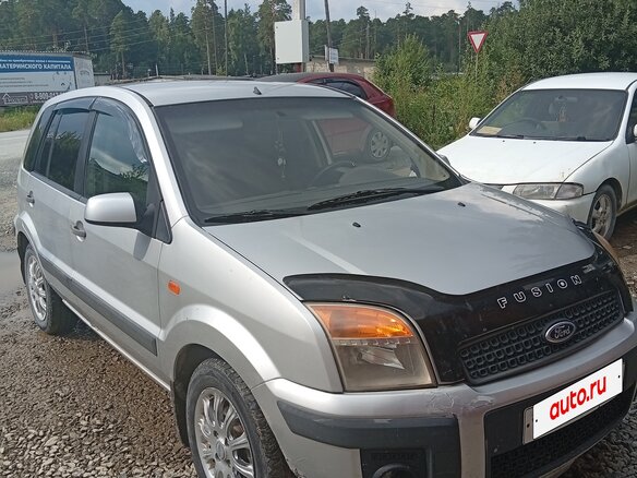 2006 Ford Fusion I Рестайлинг, серебристый, 260000 рублей - вид 2