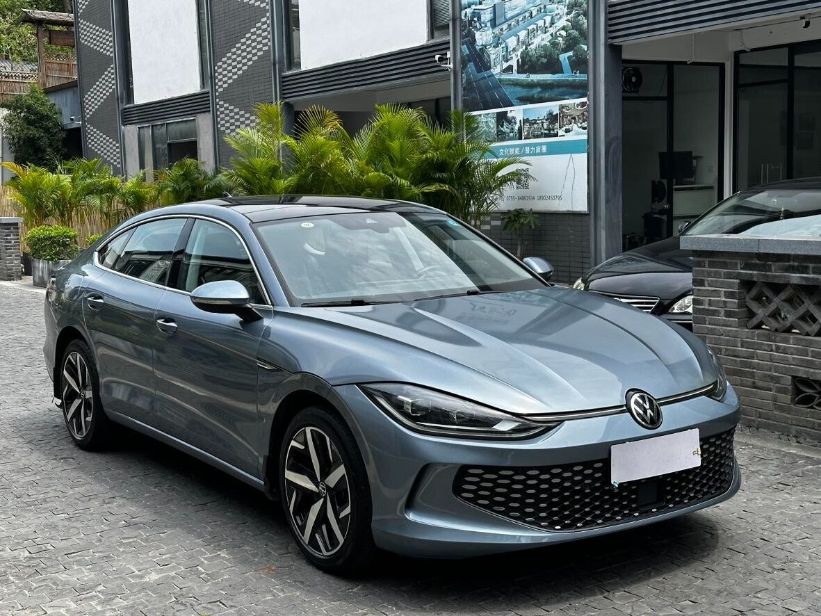 Открыть фотографии: Volkswagen Lamando II