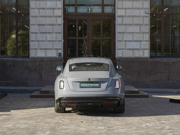 2026 Rolls-Royce Spectre Black Badge I Рестайлинг (Series II), серый, 72000000 рублей - вид 12