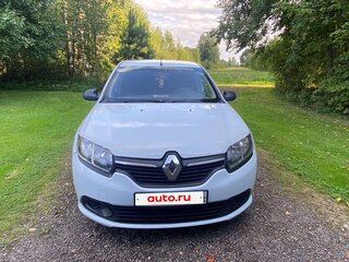 2015 Renault Logan II, белый, 600000 рублей, вид 2
