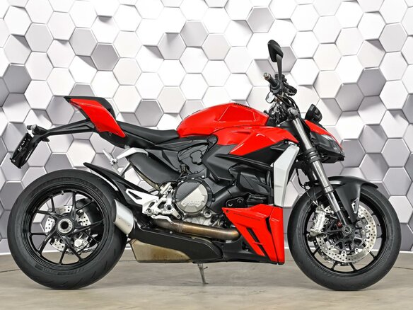 2022 Ducati Streetfighter V2, красный, 1449000 рублей - вид 2