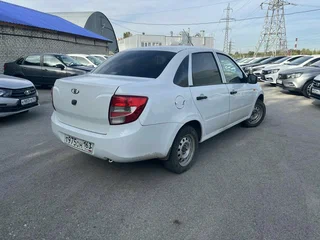 2014 Lada (ВАЗ) Granta I, белый, 296000 рублей, вид 2