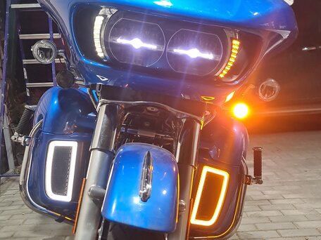 2018 Harley-Davidson Road Glide Limited, синий, 1590000 рублей, вид 4