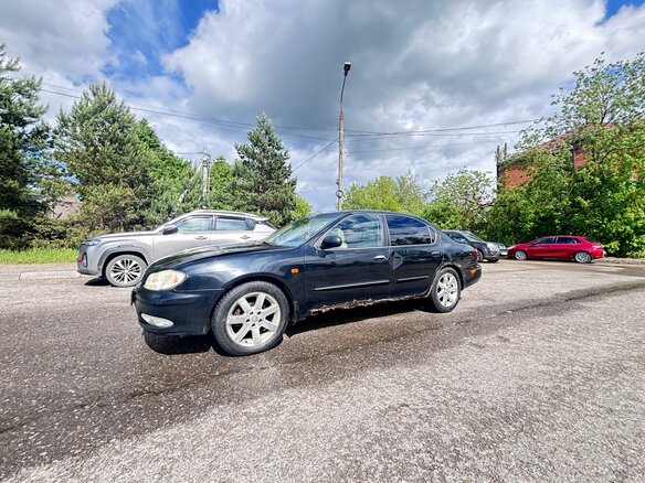 2004 Nissan Maxima V (A33), чёрный - вид 4