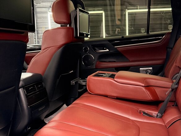 2017 Lexus LX 570 III Рестайлинг 2, белый, 11500000 рублей - вид 21