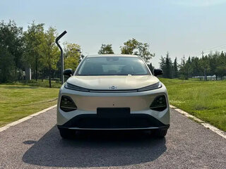 2026 Changan Qiyuan Q05 40.3 kWh II, серебристый, 1971208 рублей, вид 2