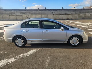 2010 Honda Civic Hybrid VIII Рестайлинг, серебристый, 1050000 рублей, вид 4