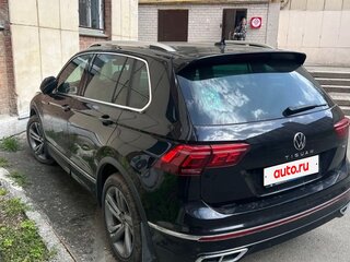 2021 Volkswagen Tiguan II Рестайлинг, чёрный, 3300000 рублей, вид 3