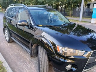 2011 Mitsubishi Outlander II Рестайлинг, чёрный, 1150000 рублей, вид 1
