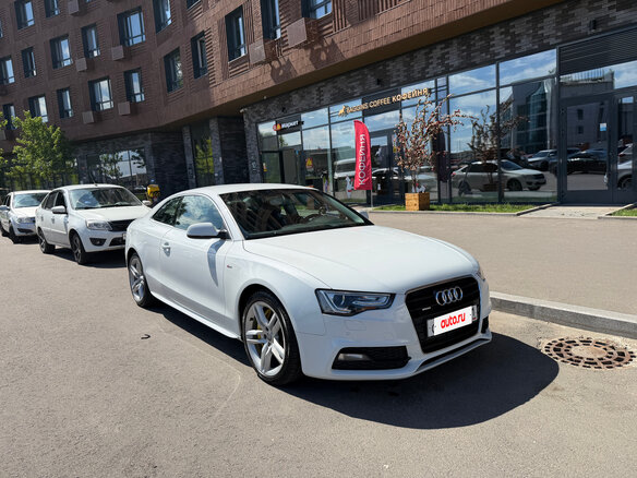 2013 Audi A5 I (8T) Рестайлинг, белый, 1690000 рублей