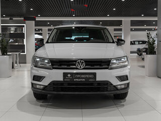 2019 Volkswagen Tiguan II, белый, 2470000 рублей, вид 3