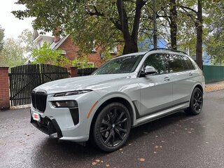 2024 BMW X7 40i I (G07) Рестайлинг, серый, 16000000 рублей, вид 4
