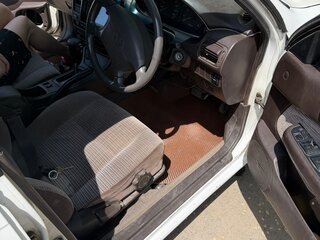 1992 Toyota Carina VI (T190), белый, 310000 рублей, вид 5
