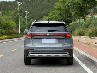 2026 Volkswagen Tharu XR, серый, 1890000 рублей, вид 5