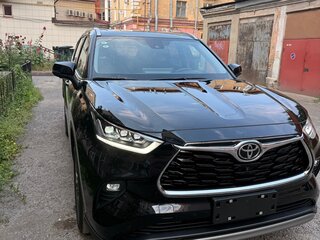 2025 Toyota Highlander IV (XU70), чёрный, 4900000 рублей, вид 2