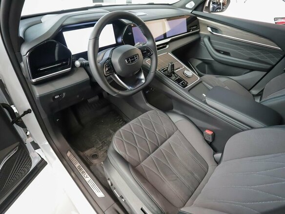2026 Geely Monjaro I Рестайлинг, белый - вид 8