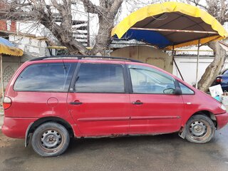 1996 Ford Galaxy I, красный, 300000 рублей, вид 4
