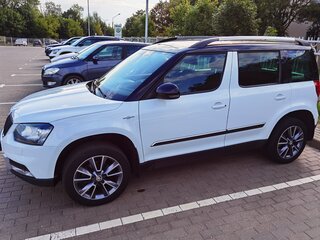 2016 Skoda Yeti I Рестайлинг, белый, 1349594 рублей, вид 2