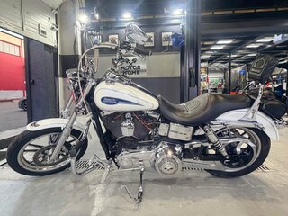 2005 Harley-Davidson Dyna Low Rider, белый, 950000 рублей, вид 5