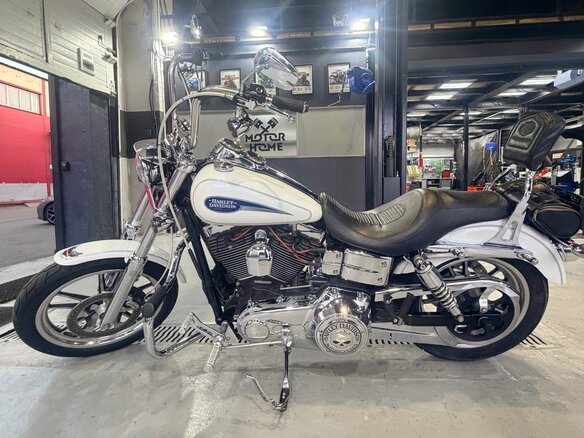 2005 Harley-Davidson Dyna Low Rider, белый, 950000 рублей - вид 4