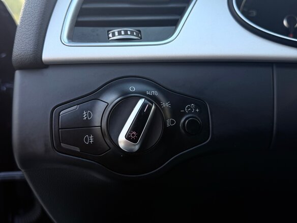 2015 Audi A4 IV (B8) Рестайлинг, чёрный, 2150000 рублей - вид 14