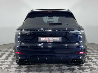 2019 Porsche Cayenne III, чёрный, 7250000 рублей, вид 5