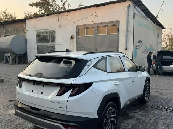 2026 Hyundai Tucson L IV Рестайлинг, белый - вид 4