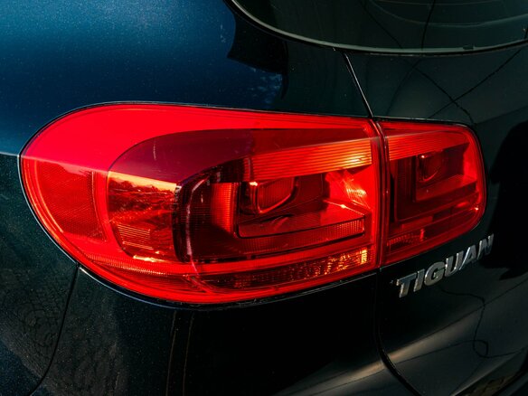 2012 Volkswagen Tiguan I Рестайлинг, чёрный, 1295000 рублей - вид 11