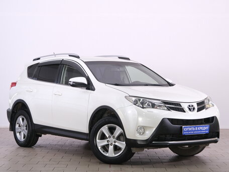 Toyota RAV4 IV (XA40)