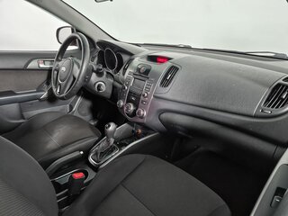 2011 Kia Cerato 6-speed II, оранжевый, 599000 рублей, вид 5
