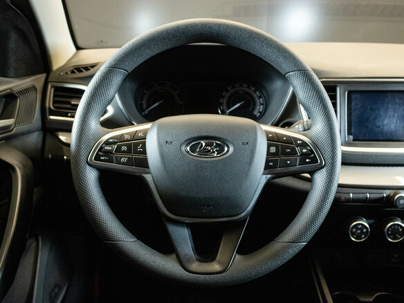 2023 Lada (ВАЗ) Vesta I Рестайлинг (NG), белый - вид 5