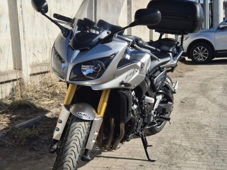 2006 Yamaha FZ1, серебристый, 470000 рублей, вид 3