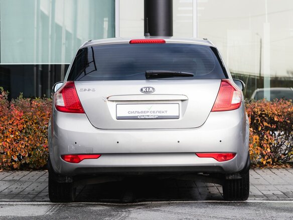 2010 Kia Ceed I Рестайлинг, серебристый, 600000 рублей - вид 3