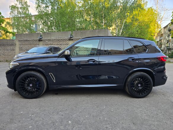 2020 BMW X5 M50d IV (G05/G18), чёрный - вид 7