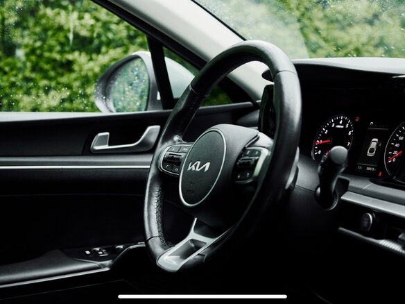 2021 Kia K5 LPi III, белый, 2650000 рублей - вид 15