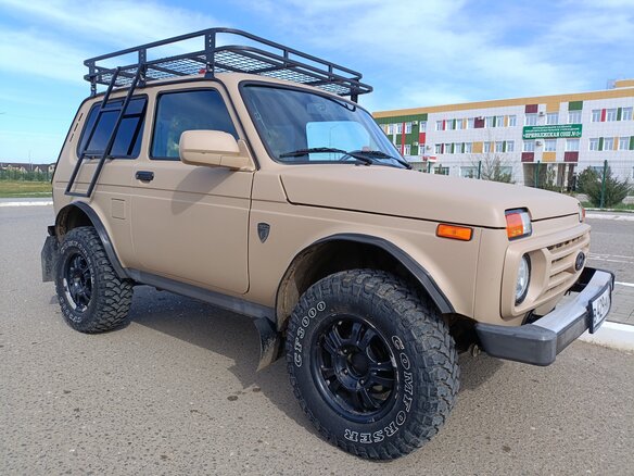 2018 Lada (ВАЗ) 2121 (4x4) I Рестайлинг, белый, 830000 рублей - вид 1