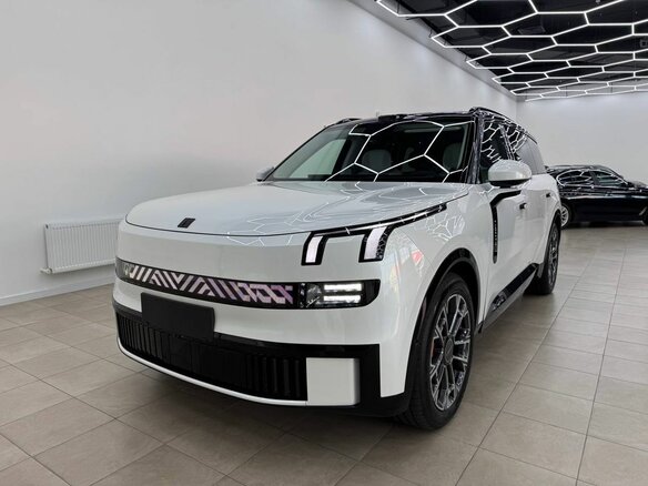 2026 Lynk & Co 900, белый, 9500000 рублей - вид 2