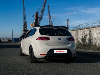 2011 SEAT Leon FR II Рестайлинг, белый, 1300000 рублей, вид 5