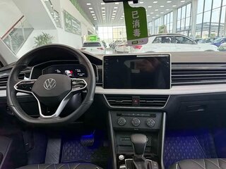 2023 Volkswagen Tiguan L II Рестайлинг (China Market), белый, 2520000 рублей, вид 2