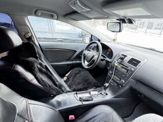 2010 Toyota Avensis III, белый, 785000 рублей, вид 5