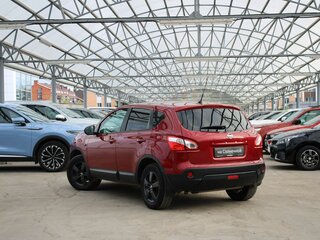 2011 Nissan Qashqai I Рестайлинг, красный, 990000 рублей, вид 3